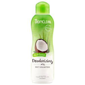 TropiClean Aloe and Coconut Deodorizing Shampoo For Cat and Dog